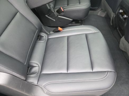 Certified 2025 GMC Acadia Elevation w/ Elevation Premium Package image 16