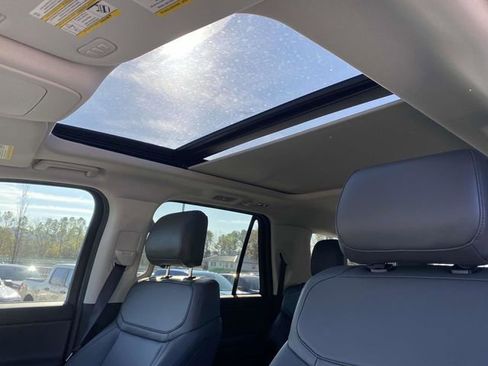 New 2025 Ford Expedition Max Active image 12