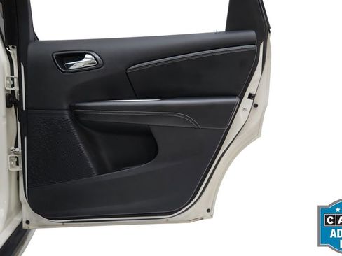 Used 2020 Dodge Journey Crossroad image 38