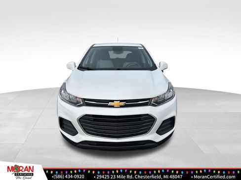 Used 2022 Chevrolet Trax LS w/ Fleet Convenience Package image 8