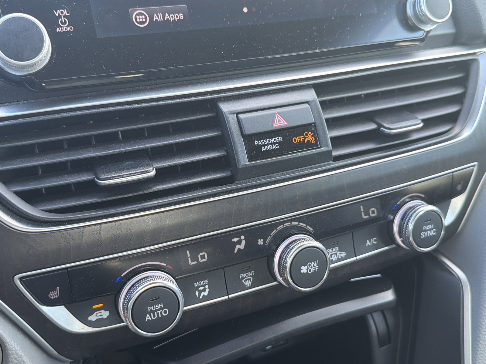 Used 2018 Honda Accord EX-L image 30