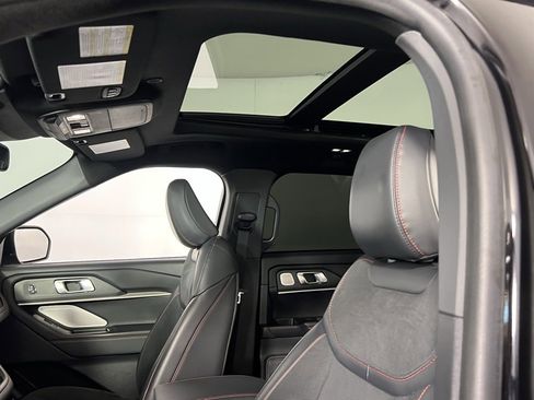 Used 2025 Ford Explorer ST w/ Sun And Sound Package image 23