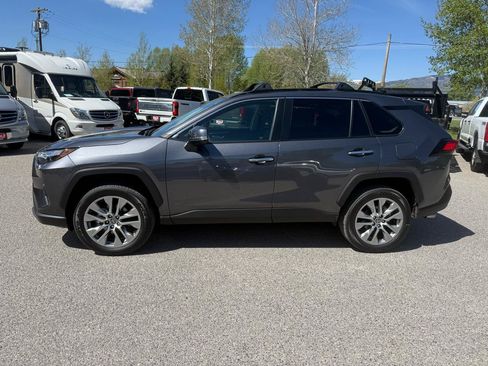 Used 2022 Toyota RAV4 Limited AWD/4WD image 2