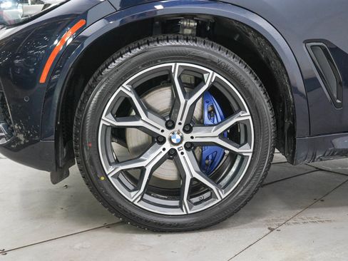 Used 2022 BMW X5 xDrive40i AWD/4WD image 31