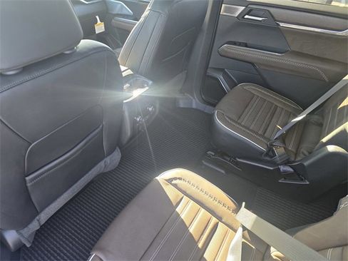 New 2026 GMC Acadia Denali Ultimate image 11