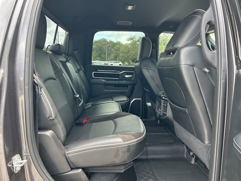 Used 2020 RAM 3500 Laramie w/ Night Edition image 37