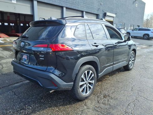 Certified 2023 Toyota Corolla Cross XLE w/ Convenience Package image 4