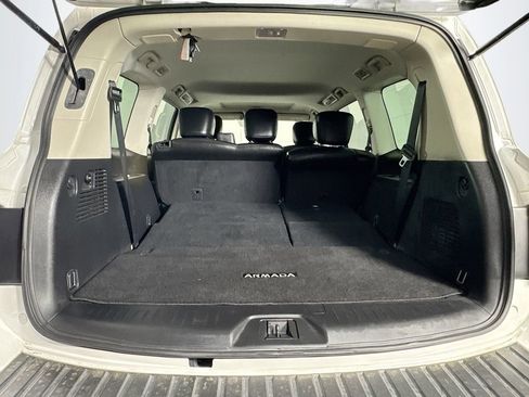 Used 2022 Nissan Armada SL image 32