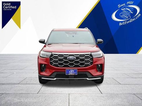 Certified 2025 Ford Explorer Platinum AWD/4WD image 10