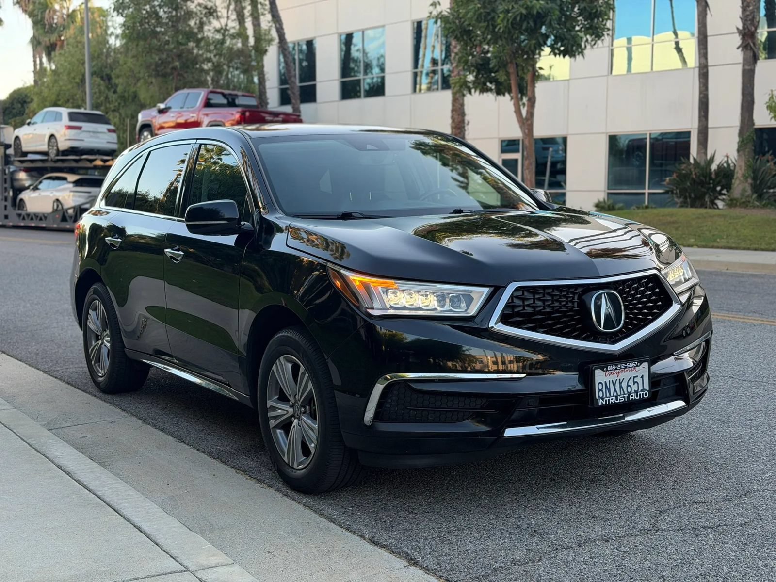 Used 2020 Acura MDX FWD image 3