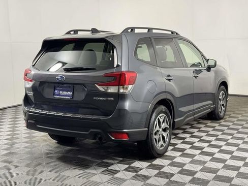 Certified 2024 Subaru Forester Premium AWD/4WD image 10