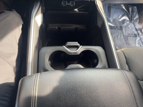 Used 2022 RAM 1500 Big Horn image 12