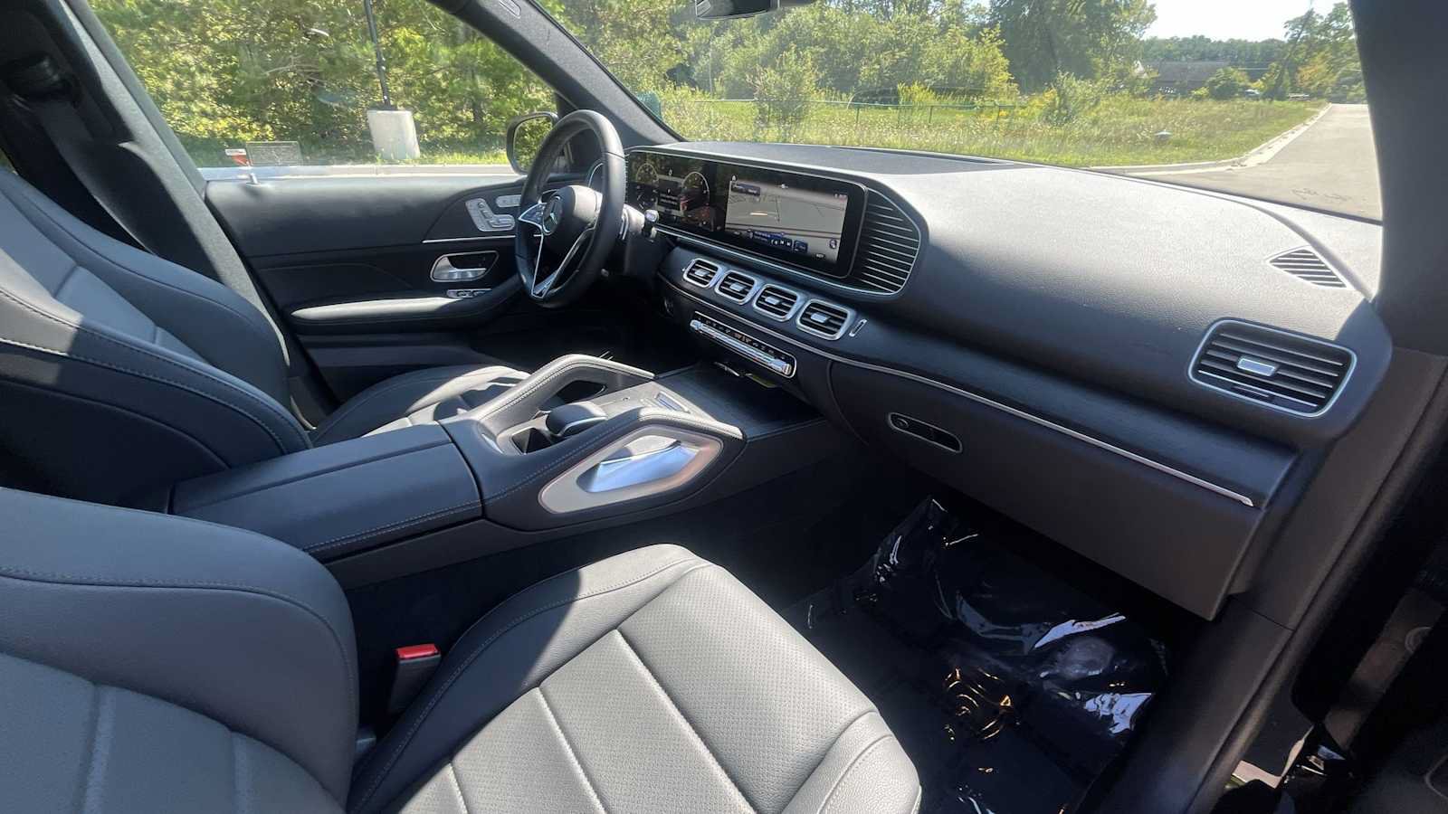 Certified 2025 Mercedes-Benz GLE 350 4MATIC image 10
