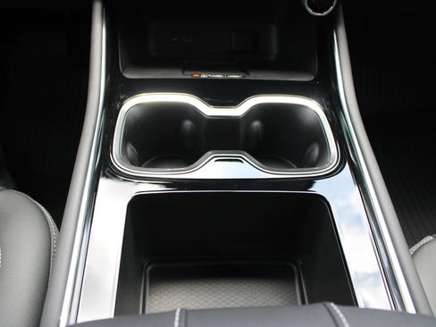 New 2026 Chevrolet Traverse LT w/ Enhanced Driving Package FWD image 46