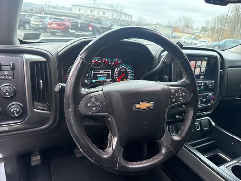 Used 2018 Chevrolet Silverado 1500 LTZ Z71 image 16
