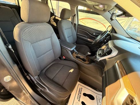 Used 2018 GMC Acadia SLE w/ Driver Alert Package I image 26