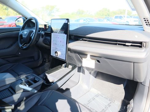 New 2025 Ford Mustang Mach-E Premium image 16