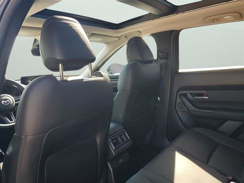 Used 2025 MAZDA CX-50 AWD 2.5 Hybrid w/ Premium Pkg image 18