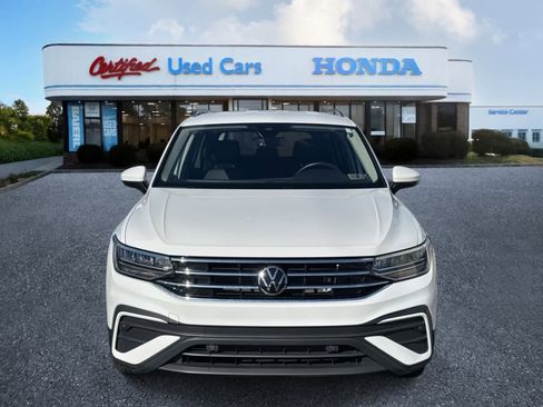 Used 2022 Volkswagen Tiguan SE image 8