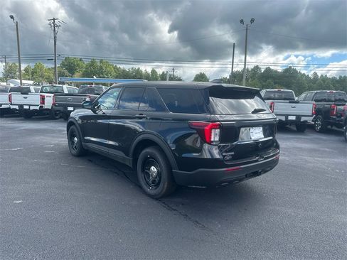 New 2025 Ford Explorer 4WD Police Interceptor image 7