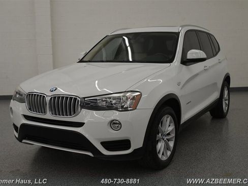 Used 2017 BMW X3 sDrive28i image 2
