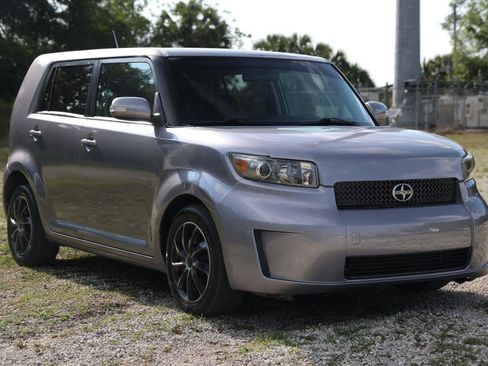 Used 2009 Scion xB FWD image 15