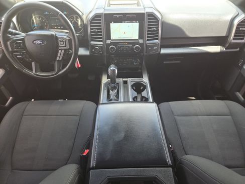 Used 2017 Ford F150 XLT w/ Equipment Group 302A Luxury AWD/4WD image 25