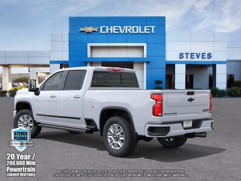 New 2026 Chevrolet Silverado 2500 High Country w/ High Country Premium Package AWD/4WD image 3