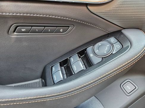 Certified 2025 Cadillac CT5 V RWD image 31