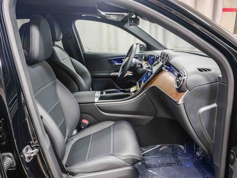 Certified 2026 Mercedes-Benz GLC 300 image 22