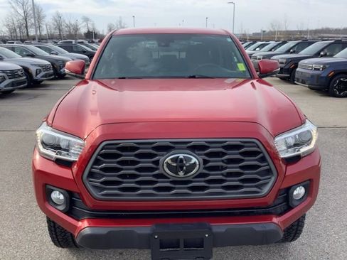 Used 2021 Toyota Tacoma TRD Off-Road AWD/4WD image 2