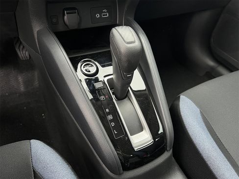 New 2025 Nissan Versa SV image 12