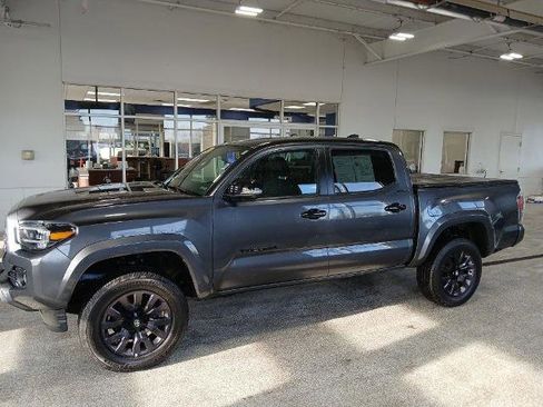 Used 2021 Toyota Tacoma Limited w/ Nightshade Package image 5