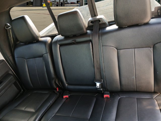 Used 2015 Ford F250 Lariat w/ Lariat Ultimate Package AWD/4WD image 13