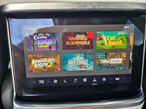 Used 2022 Tesla Model X Plaid image 66