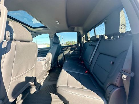 Used 2025 Chevrolet Silverado 1500 LT Trail Boss w/ Convenience Package II image 17