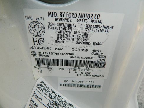 Used 2011 Ford F250 XLT w/ Advanced Security Group AWD/4WD image 17