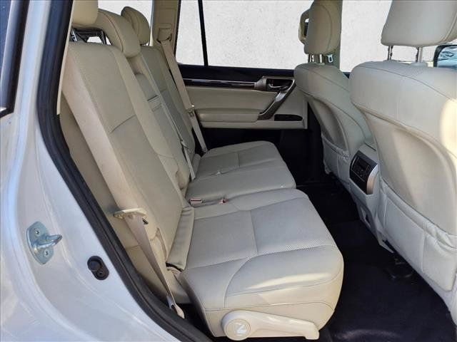 Used 2020 Lexus GX 460 Premium w/ Premium Package AWD/4WD image 21