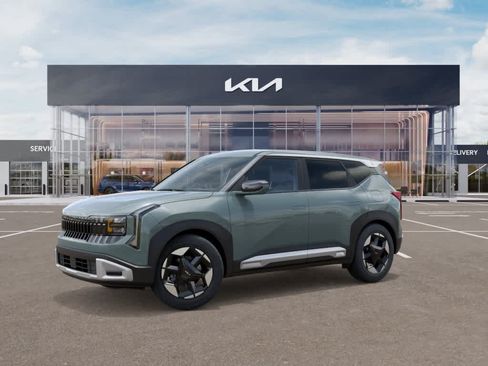 New 2027 Kia Seltos S FWD image 3