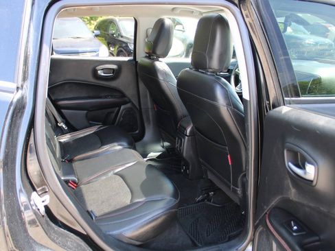 Used 2017 Jeep Compass Trailhawk w/ Navigation Group AWD/4WD image 29