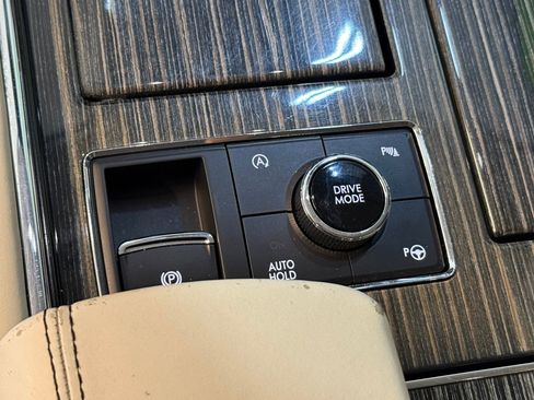 Used 2021 Lincoln Navigator Black Label image 36