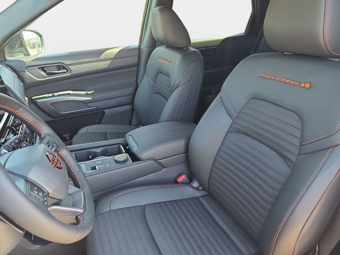 New 2026 Nissan Pathfinder Rock Creek AWD/4WD image 15