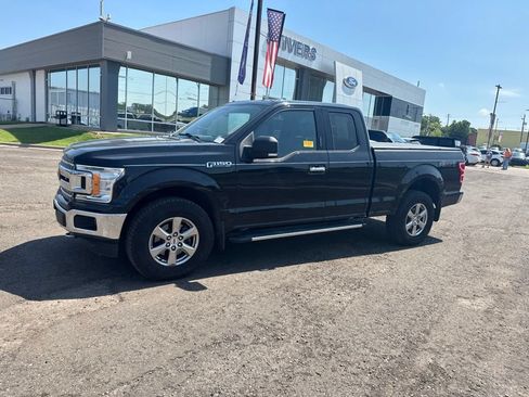 Used 2018 Ford F150 XLT w/ Equipment Group 302A Luxury RWD image 7