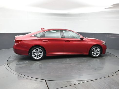 Used 2019 Honda Accord LX image 7
