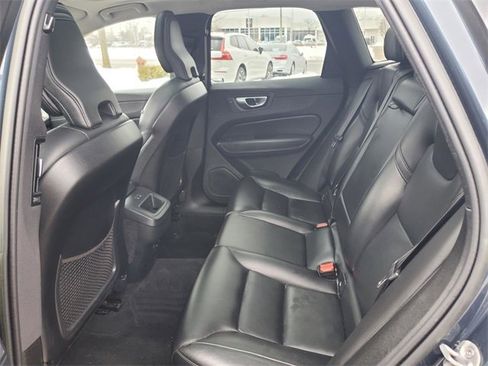 Used 2023 Volvo XC60 B5 Core w/ Climate Package image 27