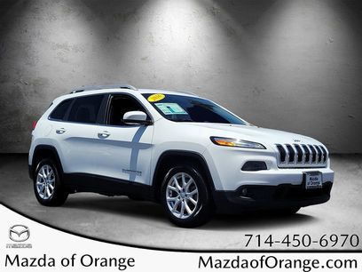 Used 2016 Jeep Cherokee Latitude w/ Safety/Convenience Group