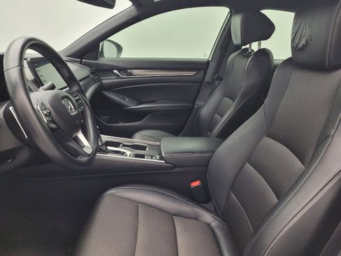 Used 2018 Honda Accord Sport image 17