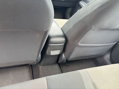 Used 2025 Nissan Versa SV image 23