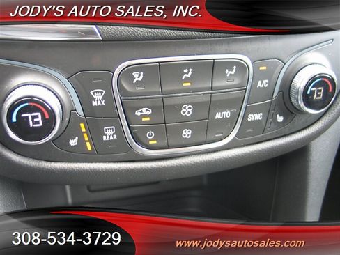 Used 2023 Chevrolet Equinox LT image 22