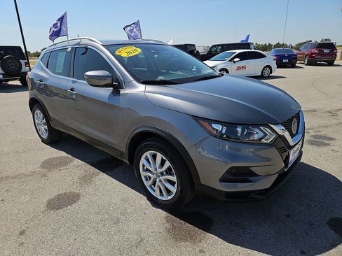 Used 2020 Nissan Rogue Sport SV FWD image 10
